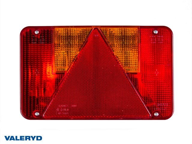 Baklampa Radex 5800 Vä 220x140x60 med skyltbelysning och dimljus. Bajonettanslutning