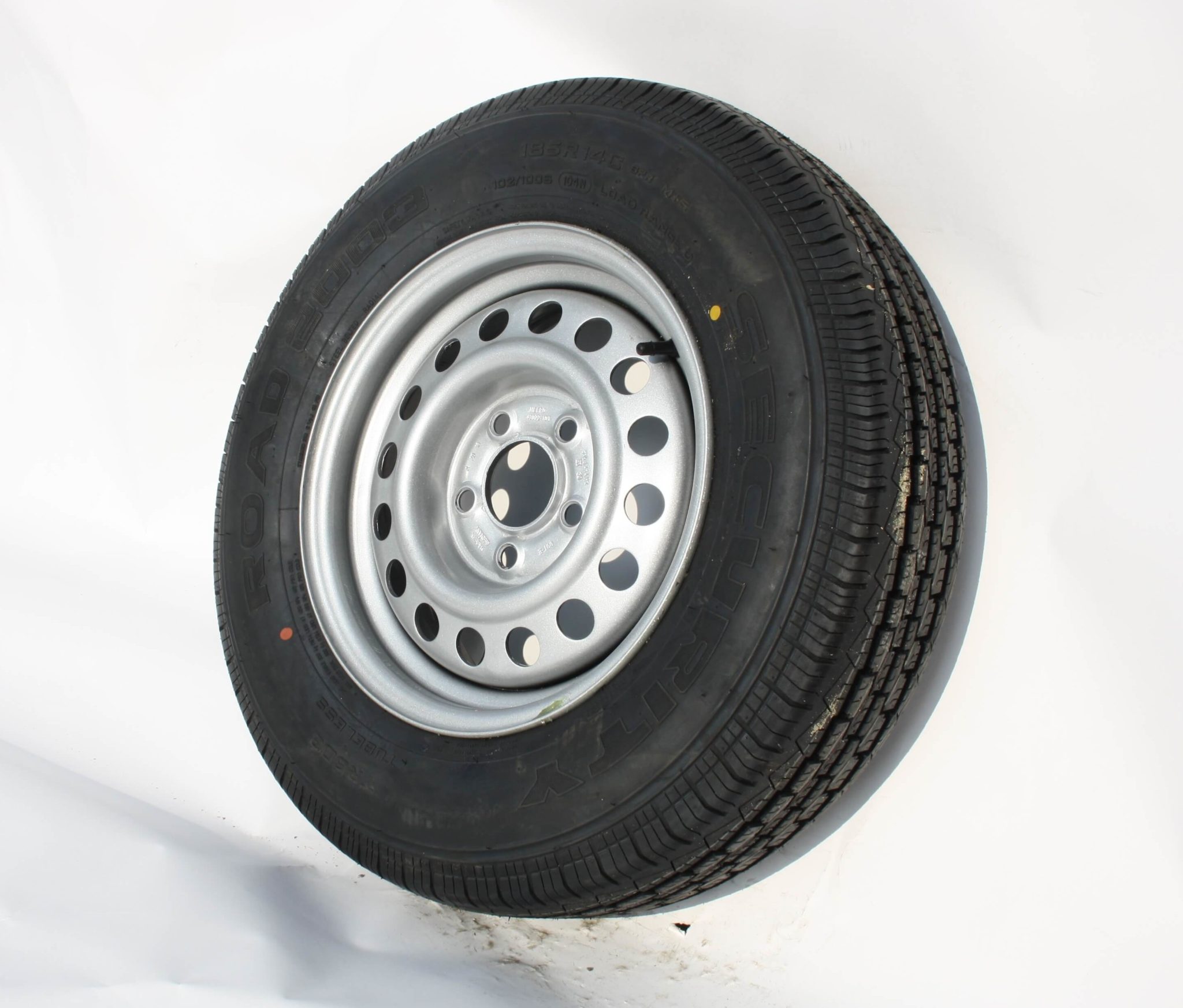 Sommardäck + fälg 14tum, 5 bultar, 185R / 14C för Biltransportssläp och Maskintrailers